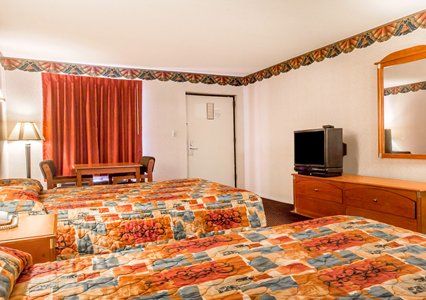 Rodeway Inn モンゴメリー 部屋 写真